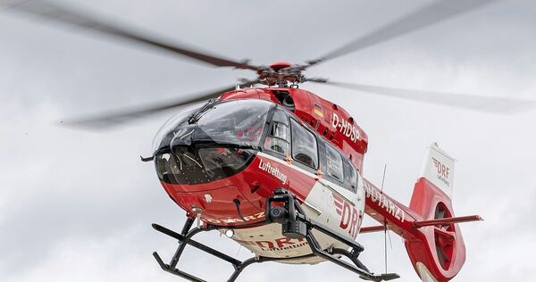 Ein Rettungshubschrauber im Einsatz.