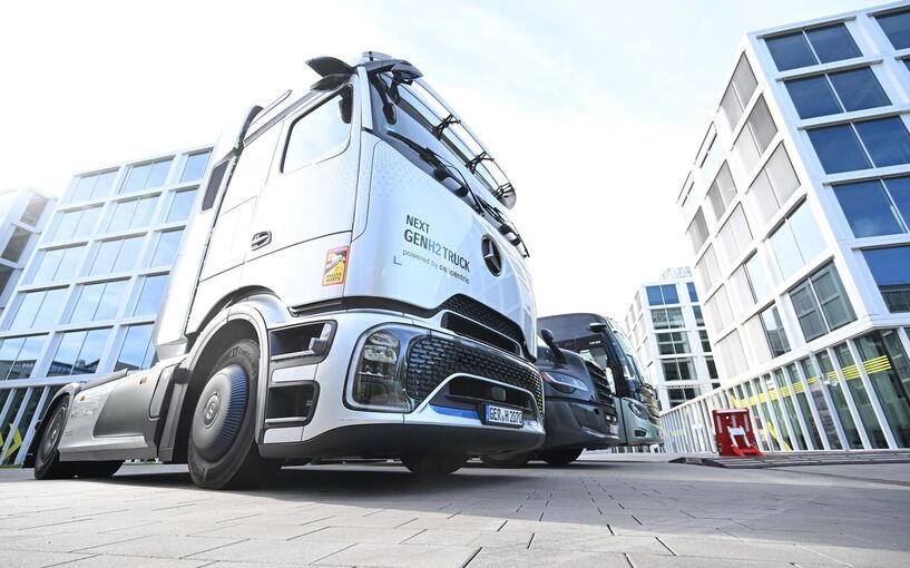 Daimler Truck Daimler Truck