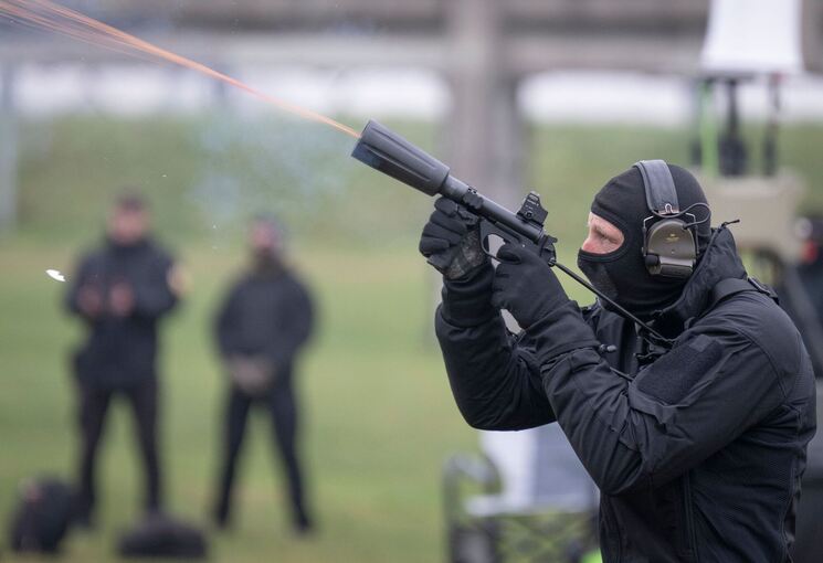 Drohnenabwehr durch Spezialkräfte der Polizei