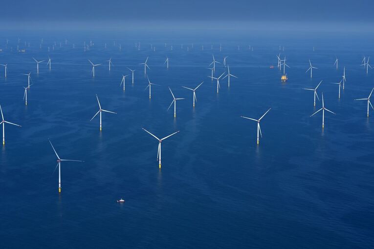 Bau eines Offshore-Windparks von EnBW