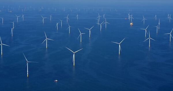 Bau eines Offshore-Windparks von EnBW