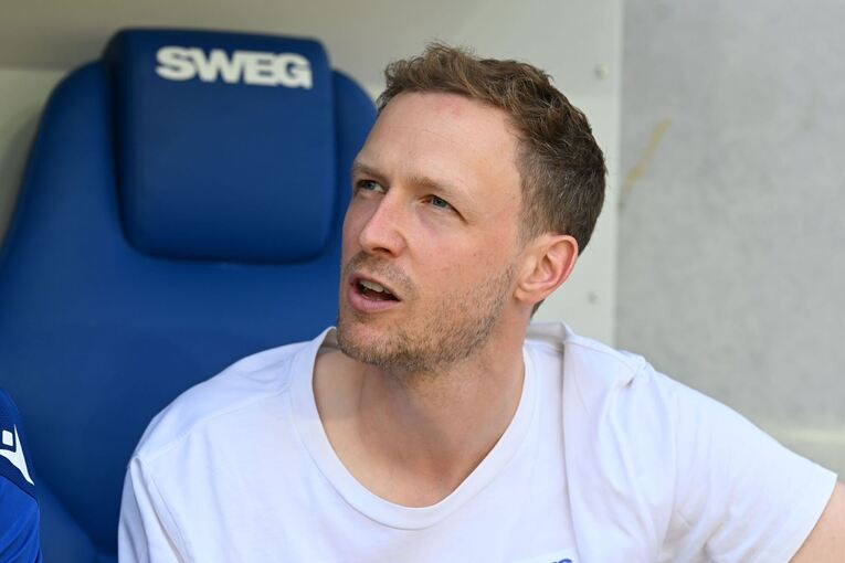 Karlsruher SC - Arminia Bielefeld Karlsruher SC - Arminia Bielefeld