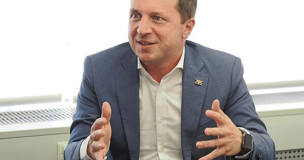 Findet, dass die SPD zu viele Randthemen beackert, so dass nicht mehr klar werde, wo sie bei den wichtigen Dingen steht: Sascha Binder, SPD-Fraktionschef im Landtag, beim Interview mit der LKZ-Redaktion.