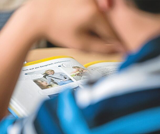 Aufgrund der Haushaltssperre können am Besigheimer Gymnasium Schulbücher nicht in ausreichender Zahl bestellt werden.