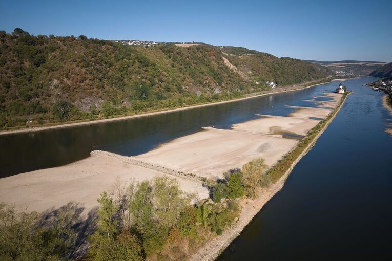 Wirtschaftliche Folgen des Rhein-Niedrigwassers Wirtschaftliche Folgen des Rhein-Niedrigwassers