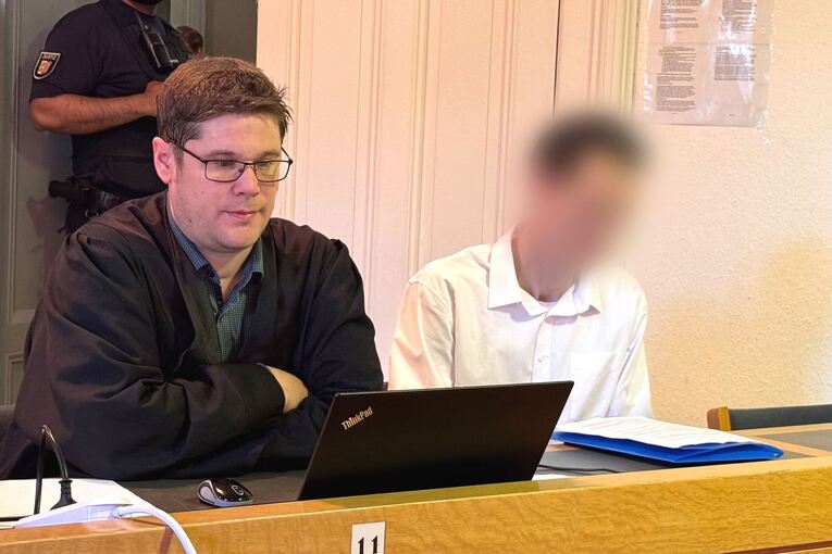 Verstoßes gegen das Tierschutzgesetz - Prozess in Flensburg Verstoßes gegen das Tierschutzgesetz - Prozess in Flensburg