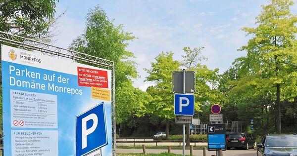 An die Parkgebühren, die seit 1. August auf der Domäne Monrepos erhoben werden, müssen sich viele Besucherinnen und Besucher erst noch gewöhnen.