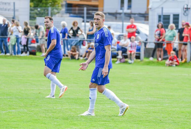 Nils Petersen kickt wieder Nils Petersen kickt wieder