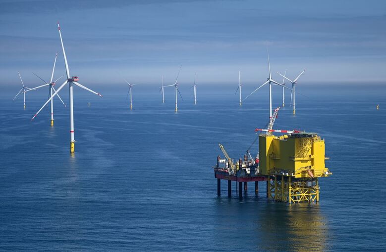 Bau eines Offshore-Windparks von EnBW Bau eines Offshore-Windparks von EnBW
