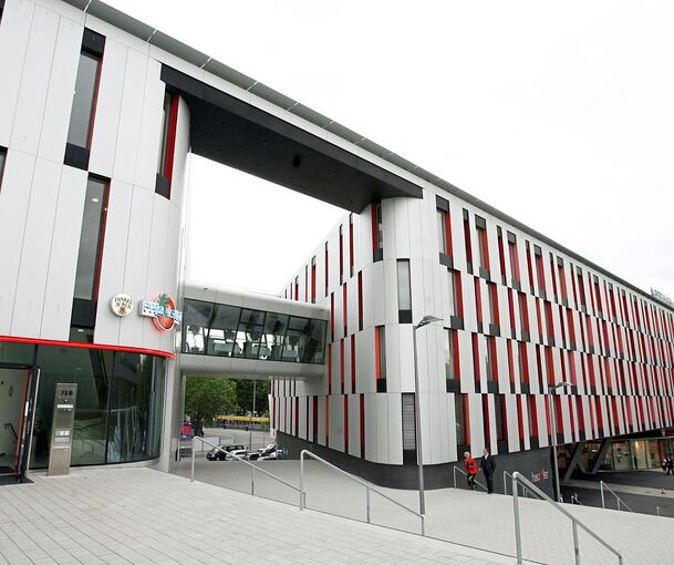 Gefragter Gebäudekomplex: Der VfB Stuttgart will die Immobilie kaufen und dort Büroflächen beziehen.