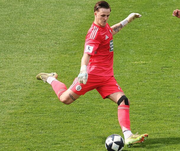 Ludwigsburger und Ex-Freiberger im Homburger Trikot: Keeper Michael Gelt.