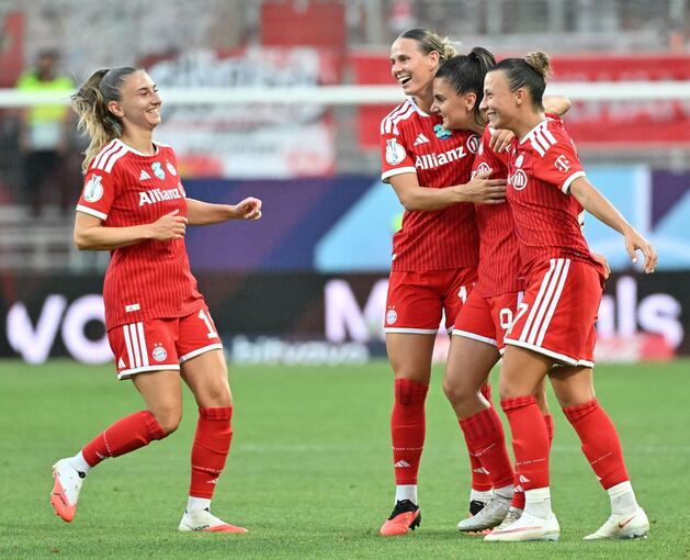 DFB-Supercup - Bayern München - VfL Wolfsburg