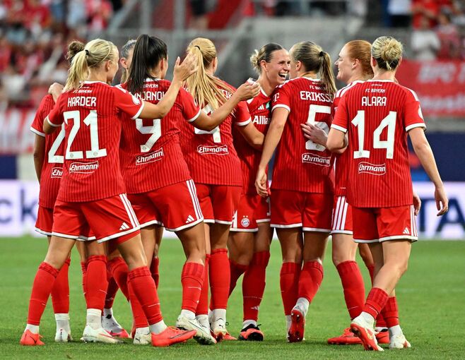 DFB-Supercup - Bayern München - VfL Wolfsburg