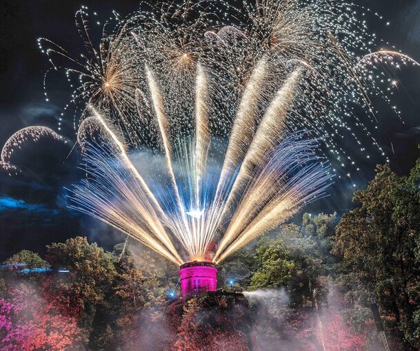 Beim Lichterzauber im Blühenden Barock sorgen Musik, Märchen und Licht für eine neue Show.