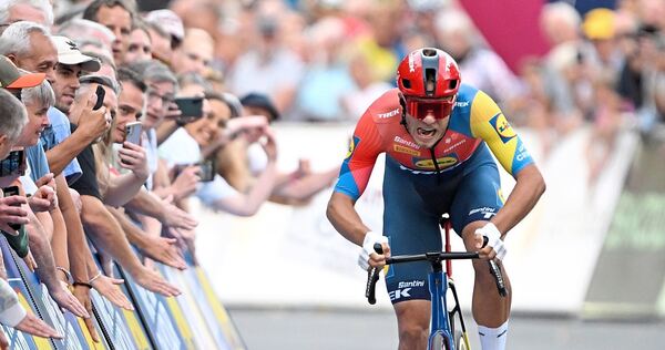 Rad-Profi Jonathan Milan bei der Deutschland-Tour 2025: Dieses Jahr führt das Rennen auch durch den Landkreis Ludwigsburg.