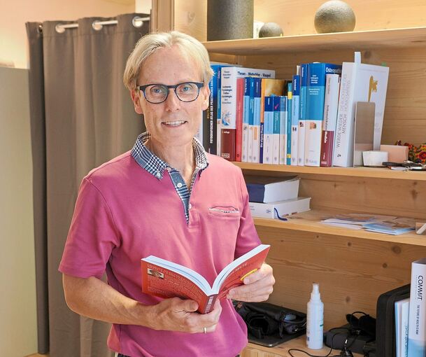 Prof. Wolfgang Schäberle hilft Angst- und Traumapatienten und setzt dabei auf medizinische Hypnose.