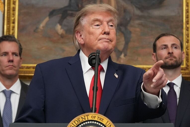 Trump trifft Vertreter der Technologiebranche Trump trifft Vertreter der Technologiebranche