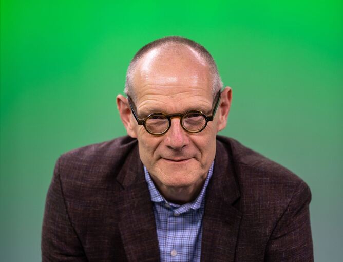 Bernhard Montag Bernhard Montag