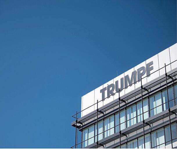 Bei der Firma Trumpf in Ditzingen hat es am Donnerstagabend gebrannt. Bei der Firma Trumpf in Ditzingen hat es am Donnerstagabend gebrannt.