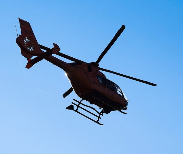 Auch ein Rettungshubschrauber war im Einsatz. Auch ein Rettungshubschrauber war im Einsatz.
