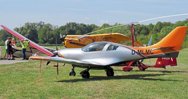 Hier noch am Boden: Die Segelflieger in Pleidelsheim begeisterten in der Luft mit beeindruckenden Flugmanövern.