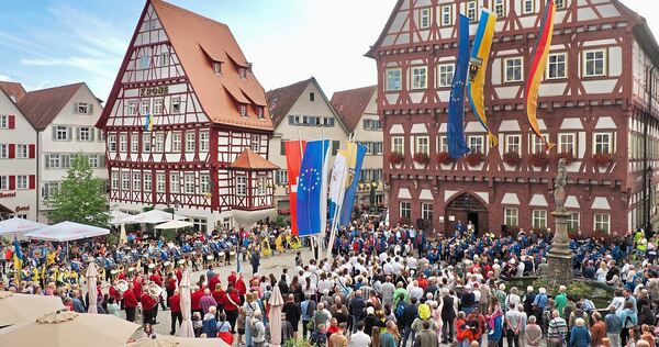 Bei der Eröffnung des Internationalen Musikfestes herrschte bestes Wetter.