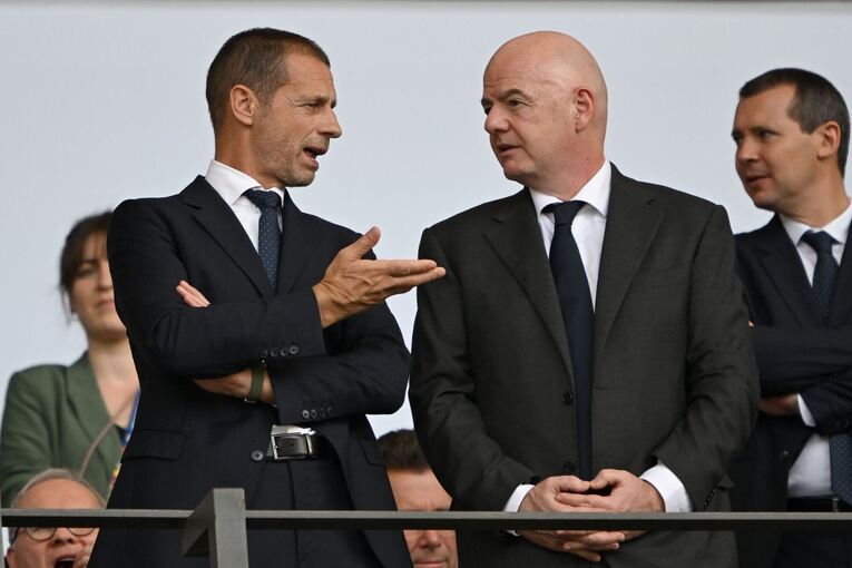 Aleksander Ceferin und Gianni Infantino