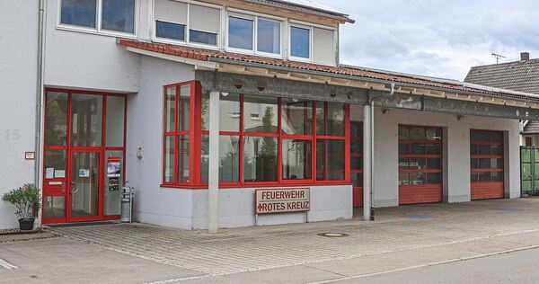 In die Jahre gekommen: das Feuerwehrhaus in Kirchheim.