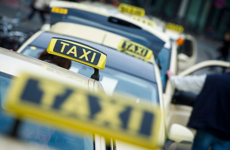 Taxi