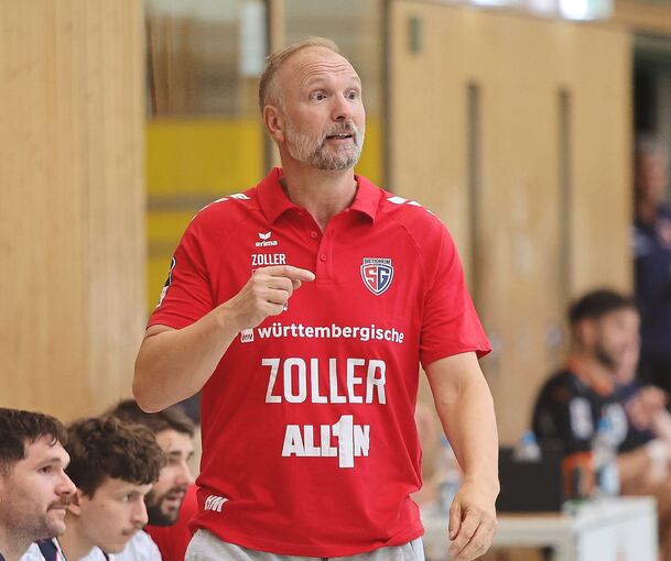 Braucht für sein Tempospiel absolute Fitness: SG-Coach Hartmut Mayerhoffer.