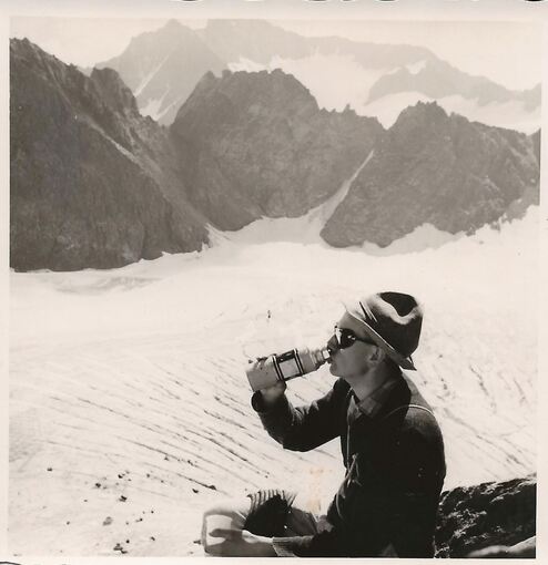 Gletscherfund: Bayer bekommt Rucksack nach 63 Jahren zurück Gletscherfund: Bayer bekommt Rucksack nach 63 Jahren zurück