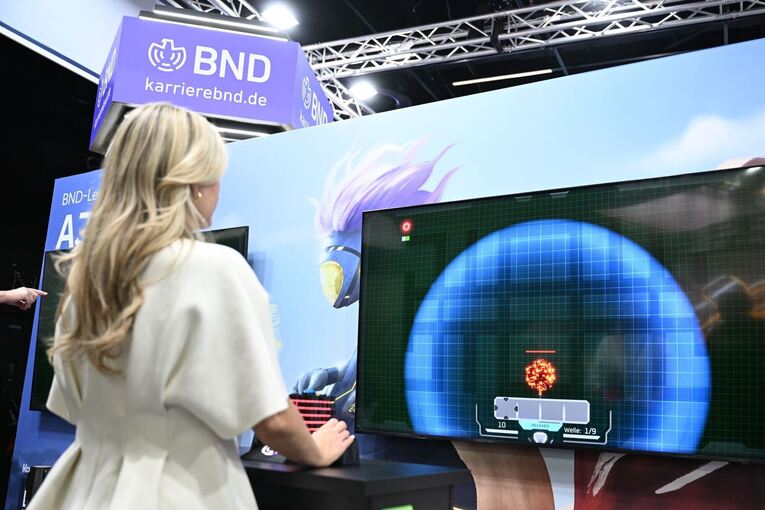 BND-Messestand bei der Gamescom BND-Messestand bei der Gamescom