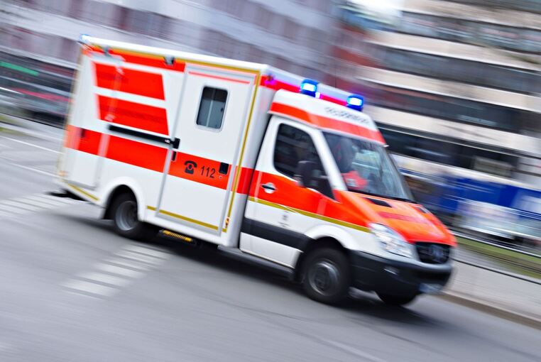 Rettungswagen im Einsatz Rettungswagen im Einsatz