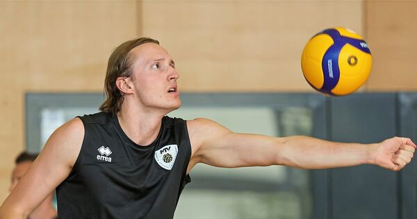 Geht als Anführer im Training der Barock Volleys voran: Ben-Simon Bonin. Geht als Anführer im Training der Barock Volleys voran: Ben-Simon Bonin.