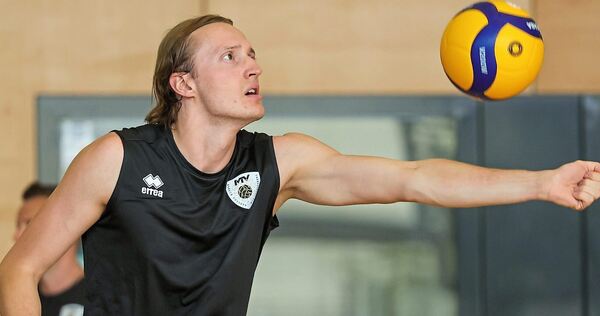Geht als Anführer im Training der Barock Volleys voran: Ben-Simon Bonin. Geht als Anführer im Training der Barock Volleys voran: Ben-Simon Bonin.