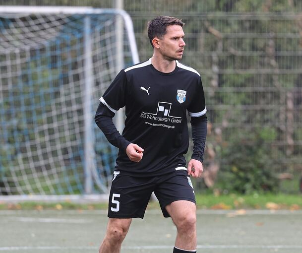 Abwehrspieler Tom Kühnle ist von der Spvgg Besigheim zum Lokalrivalen TASV Hessigheim gewechselt.