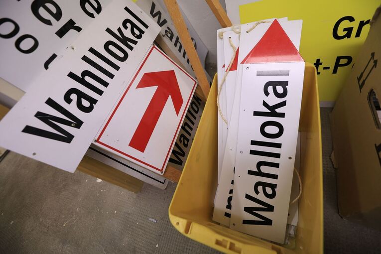 Vorbereitung für Briefwahl in Sachsen-Anhalt