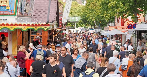 Den Pferdemarkt-Besuchern steht 2026 unter Umständen eine lange Anreise bevor. Den Pferdemarkt-Besuchern steht 2026 unter Umständen eine lange Anreise bevor.