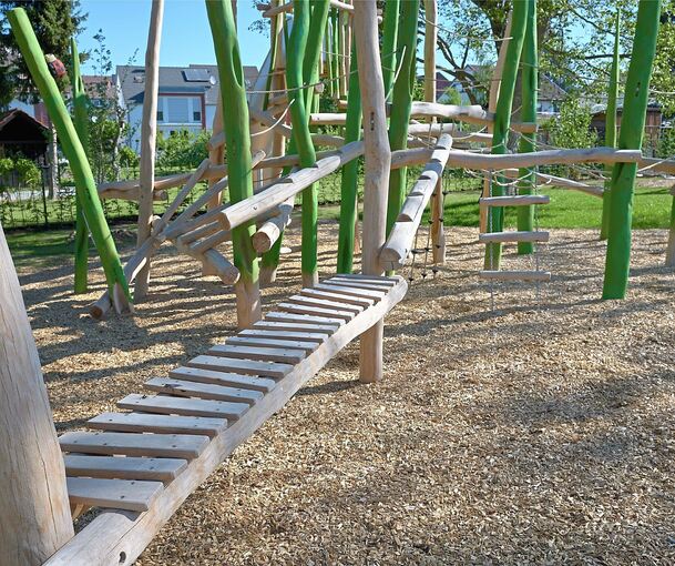 Die grüne Fuge im Fuchshof wurde im April eingeweiht. Zisterne, Wärmespeicher, durchlässige Beläge und viel Grün: Das Neubaugebiet ist Ludwigsburgs Blaupause für die ideale Schwammstadt.