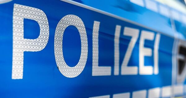 Die Polizei sucht nach Hinweisen.