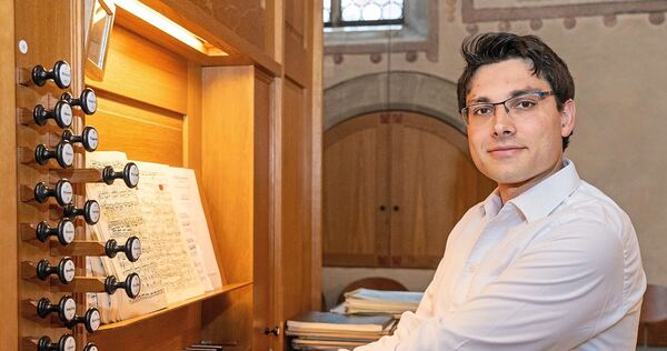 Interpretationen mit Hand und Fuß: Organist Markus Piringer.