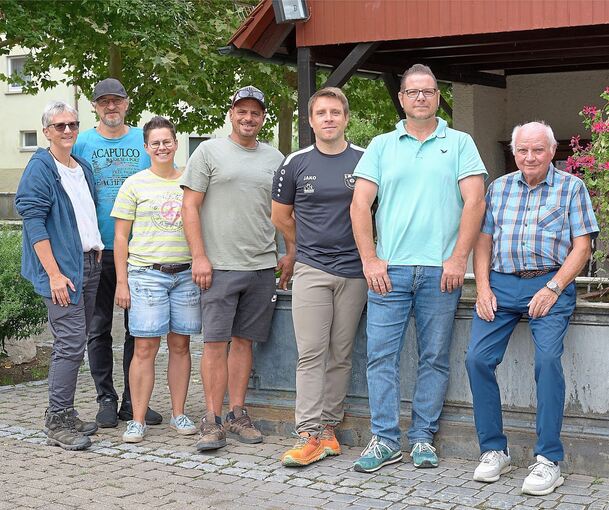 Sie freuen sich auf das Stadtteilfest (von links): Anja Grünewald, Frank-Uwe Lieberherr, Ramona Rainer, Steffen Müller, Andreas Held, Jan Rosenberger und Fritz Dietrich.