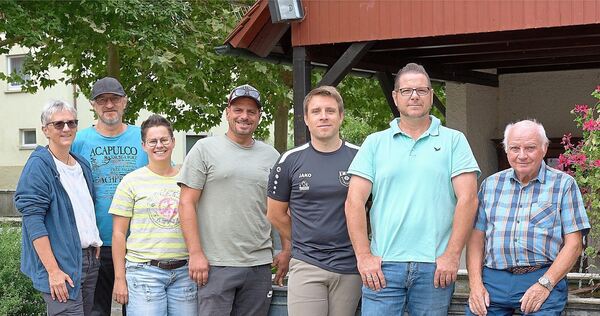 Sie freuen sich auf das Stadtteilfest (von links): Anja Grünewald, Frank-Uwe Lieberherr, Ramona Rainer, Steffen Müller, Andreas Held, Jan Rosenberger und Fritz Dietrich.