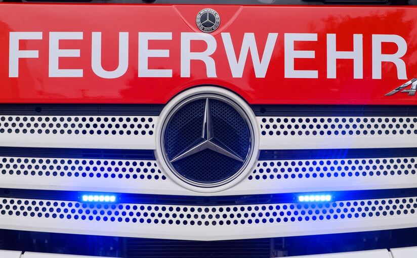 Ermittlungen nach Feuer auf Firmengelände dauern an Ermittlungen nach Feuer auf Firmengelände dauern an