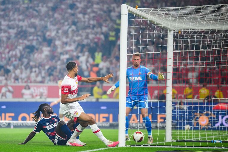 VfB Stuttgart - 1. FC Köln VfB Stuttgart - 1. FC Köln