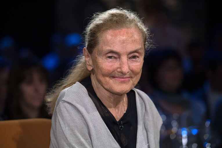 schauspielerin-erni-mangold-mit-99-gestorben