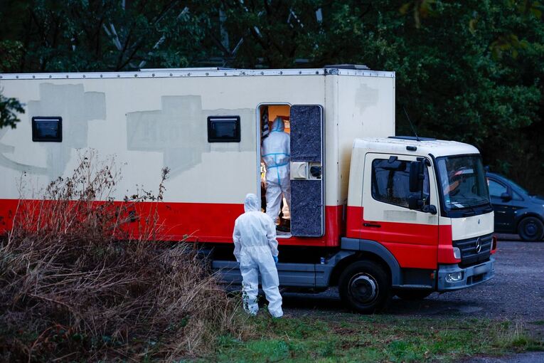 Polizei stürmt Fahrzeug von Sabotage-Verdächtigem Polizei stürmt Fahrzeug von Sabotage-Verdächtigem
