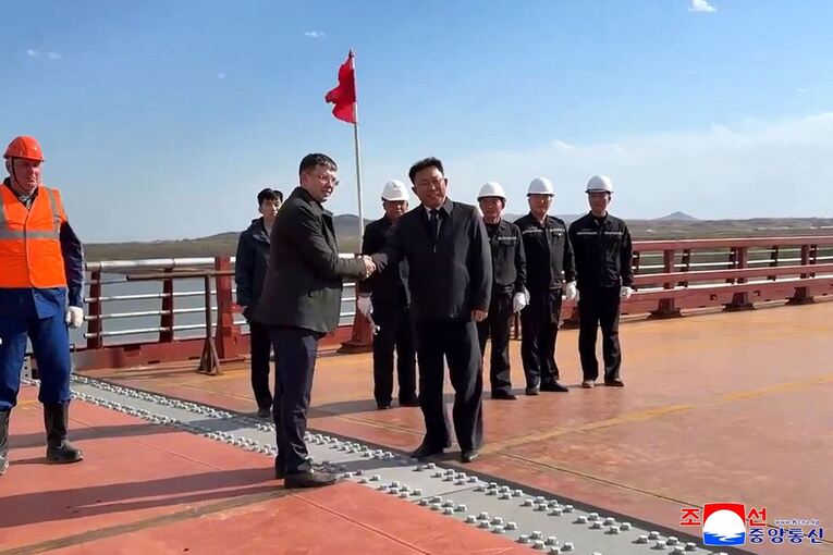 Brücke zwischen Nordkorea und Russland Brücke zwischen Nordkorea und Russland