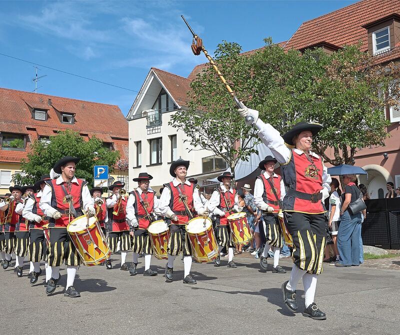 Alles hört auf ihr Kommando.