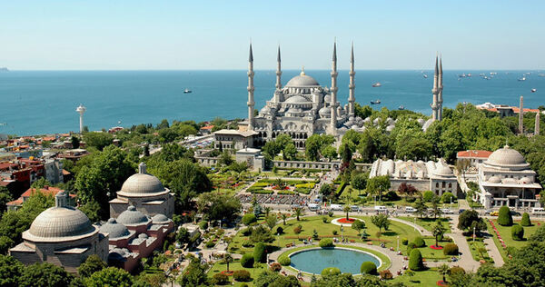 Istanbul_Fotolia_Monthly_L
